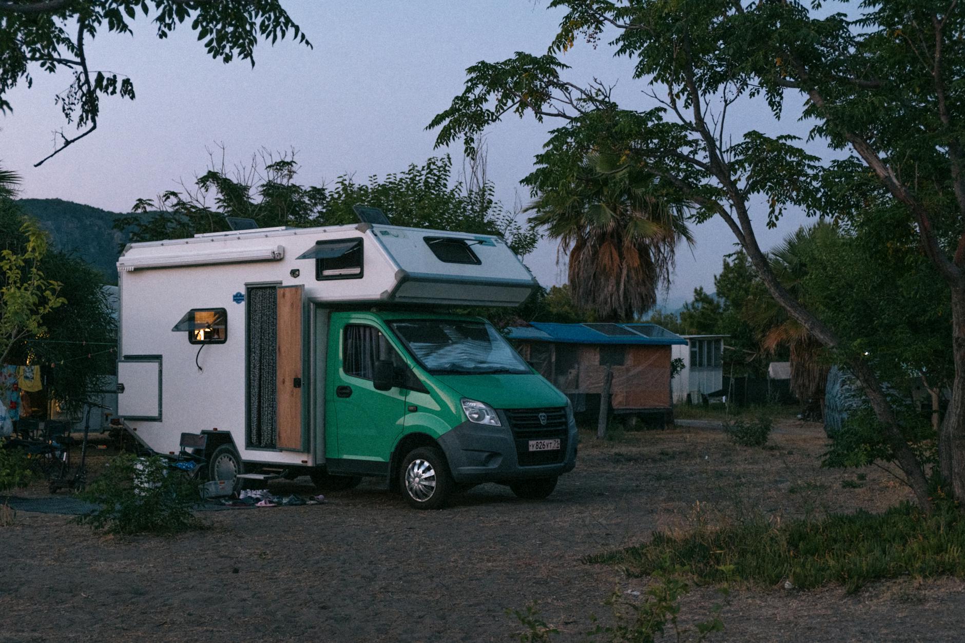 autocaravana with solar panels and battery system for off grid camping