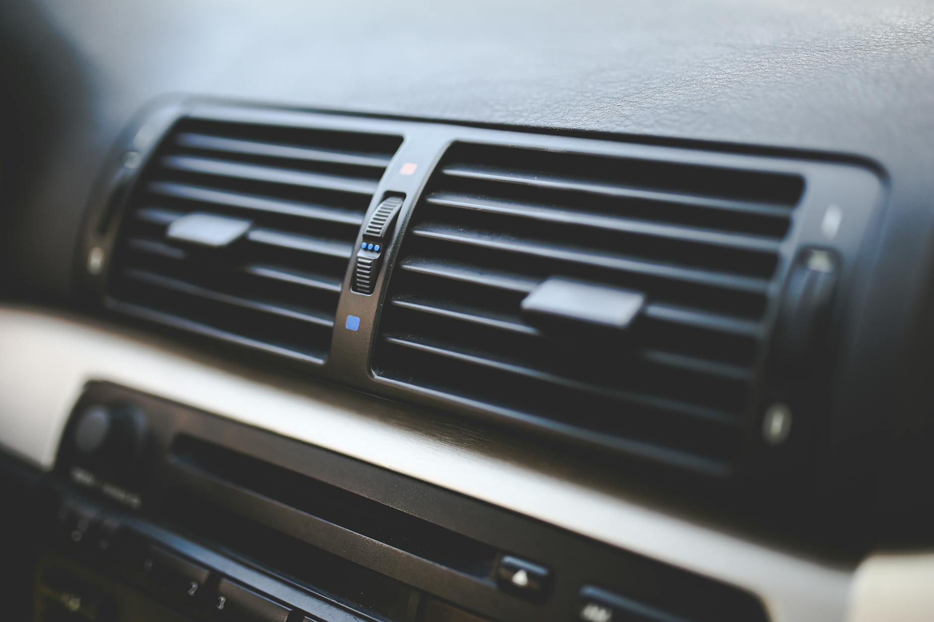 car air conditioning system