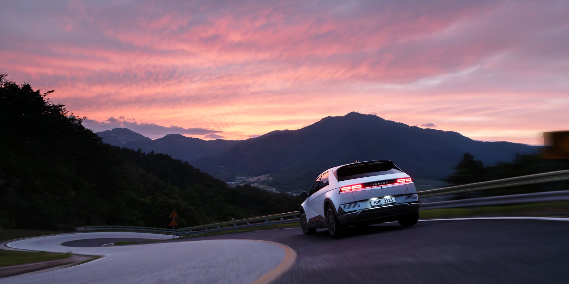 mountain driving tips for electric cars